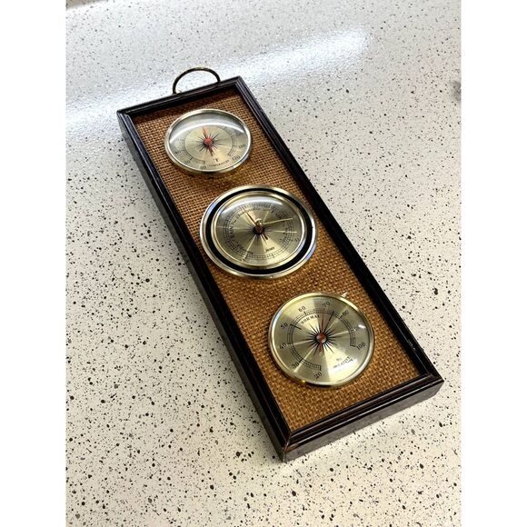 Vintage Weather Station - Barometer Temperature Humidity - Picture 7 of 8
